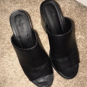 Urban Outfitters - black heeled mules